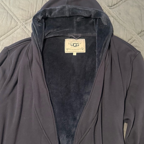 Men’s Navy UGG Robe - Picture 3 of 8